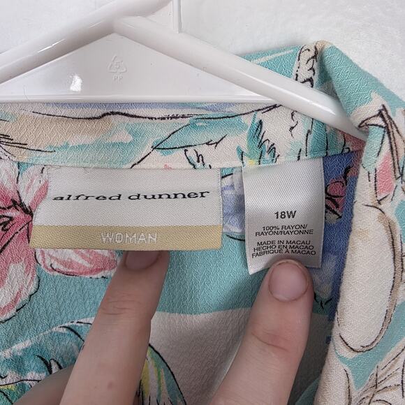 Alfred Dunner Pink White Blue Pastels Tropical Vacation Button Up Shirt Size 18W - Picture 2 of 5